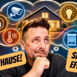 Sascha vor einem Smart-Home-Haus mit Symbolen für Kamera, Schloss, Heizung, Licht, Energie und Rollladen sowie dem Text Dein Zuhause – sicher und effizient